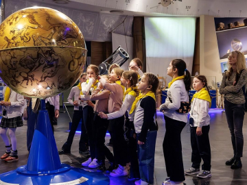 50 000 одноразовых наушников Radiosync для Московского планетария 50 000 одноразовых наушников Radiosync для Московского планетария